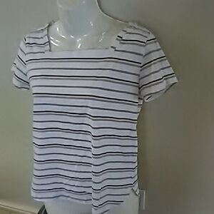 YES2⃣FOR💲1⃣▶▶Cleo Black and White Striped Short Sleeve Top